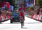 Pogacar vuelve a vestirse de superhéroe en la Vuelta a España