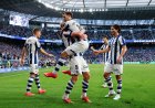 Oyarzabal guía con dos asistencias el primer triunfo liguero de la Real Sociedad