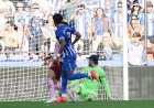 Aubameyang le da brillo al Deportivo ante un mal Valencia