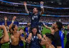 La última función mundial de Leo, el Dios y el pibe de barrio