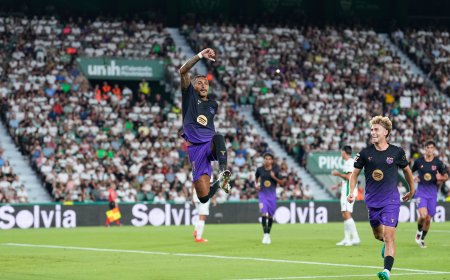 La marca Flick se impone en el Barça, que tritura al Elche en su estreno en Liga