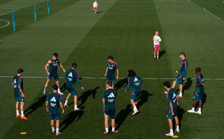 Real Madrid - Real Sociedad en directo | Mourinho repite el mismo once que jugó contra el Espanyol