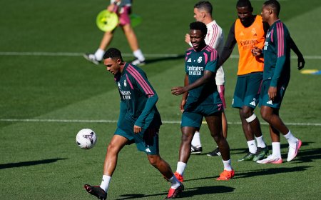 Real Madrid - Málaga en directo | Mourinho introduce cinco cambios en el once