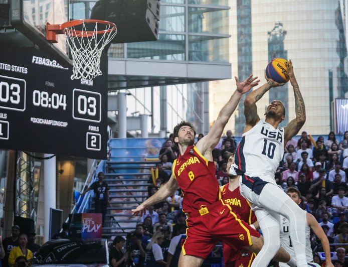 El campeón del mundo que dejó el baloncesto para ser multimillonario: “Ganar dinero se aprende, es como ir en bicicleta”