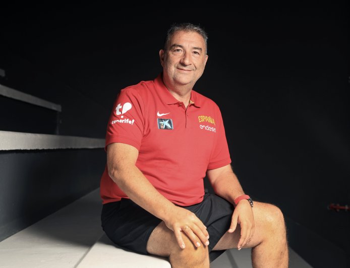 Miguel Méndez: “El baloncesto femenino vive una crisis tremenda de producción de jugadoras”