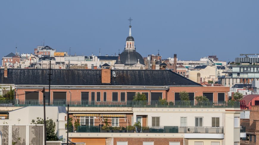 El ático de lujo que compró el Gobierno de Ayuso tampoco podría usarse como residencia oficial
