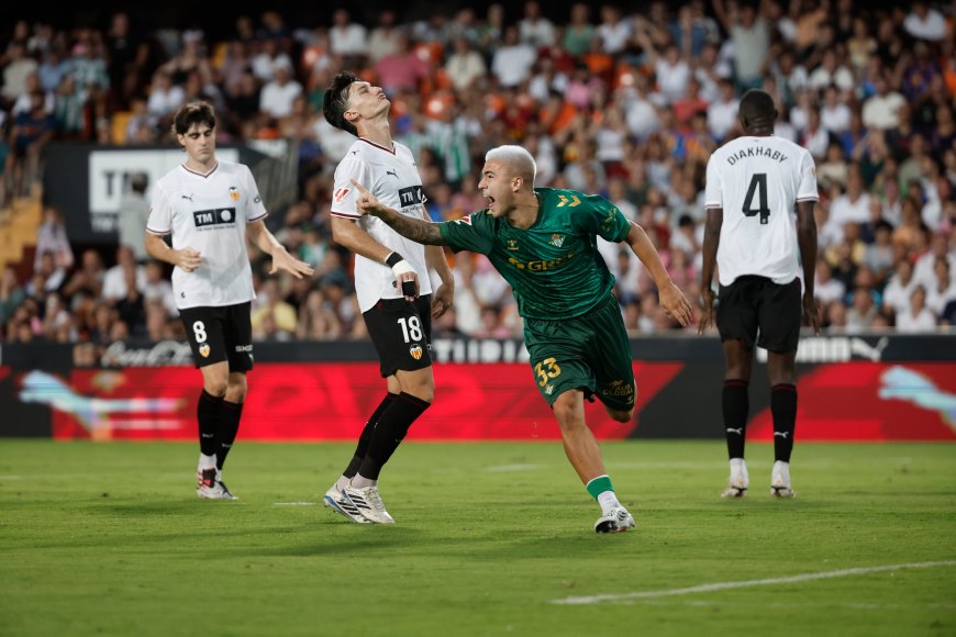 El Betis castiga la racanería del Valencia