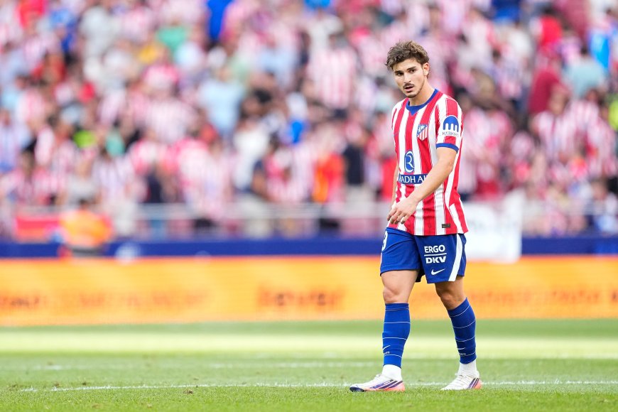 Julián Alvarez se pierde el entrenamiento del Atlético por motivos de salud