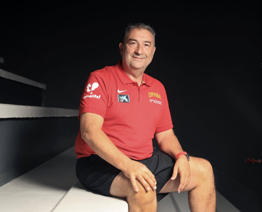 Miguel Méndez: “El baloncesto femenino, menos España y Francia, vive una crisis tremenda de producción de jugadoras”