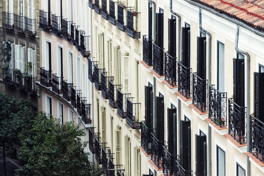 Madrid registra 16 renuncias a herencias cada día