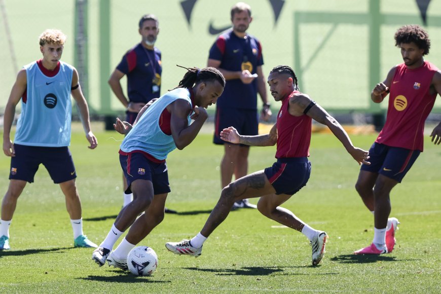 Barcelona - Rayo Vallecano en directo | Flick introduce tres cambios en el once