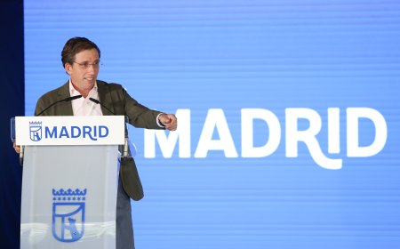 Almeida acusa a Exteriores de una “ocupación ilegal” de la Casa Árabe y estudia acciones legales
