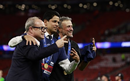 El PSG vende seis suplentes por 400 millones de euros, récord del mercado de fichajes