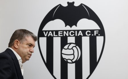 El Valencia, en una economía de guerra, fía su futuro al Nuevo Mestalla
