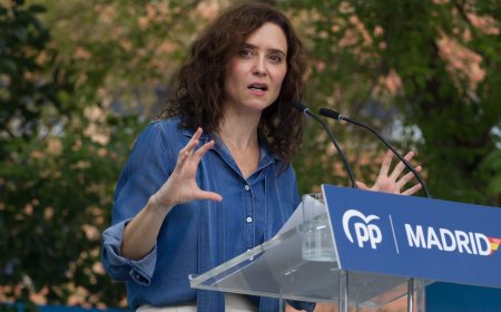 Ayuso cierra su despacho a la oposición en vísperas del año electoral: acusaciones cruzadas de “insultos” y “sectarismo”