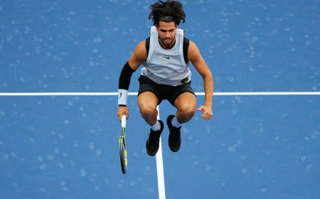 Alcaraz se desmelena, atrás quedó el rodaje: diversión y rumbo a cuartos del US Open