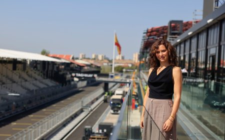 Una semana cuesta arriba para Ayuso por la crisis del ático a la espera de un golpe de mano