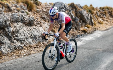 Sinuhé Fernández, el ciclista a la fuga