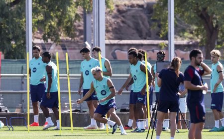 Levante - Barcelona en directo | Flick sale con su once ideal
