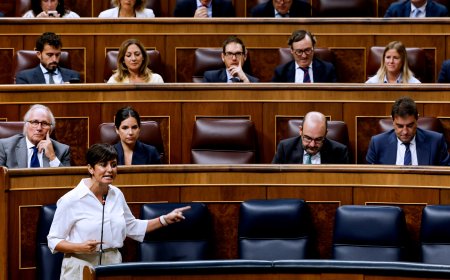Cruce de reproches por el desahucio de Maricarmen: el Gobierno apunta al PP y sus socios al PSOE