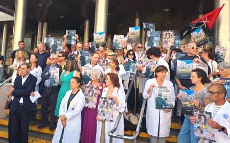 El doctor Luis Martos se querella contra la consejera de Sanidad madrileña por decir que él manipuló las listas de espera