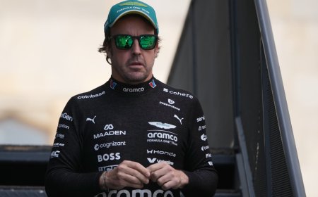 Aston Martin anuncia la renovación de Fernando Alonso por una temporada más