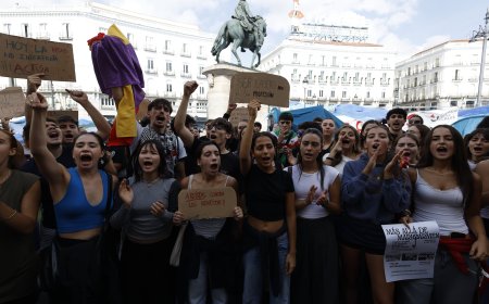 Grupos de ultraderecha se organizan en redes para asaltar Sol y desalojar a los activistas