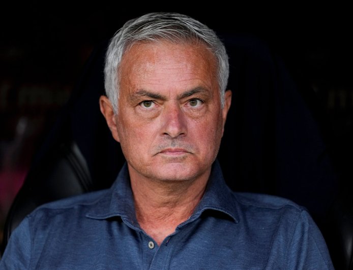Los avisos con guante de seda de José Mourinho en su segundo aterrizaje en el Madrid