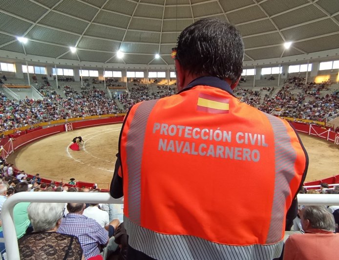Herido muy grave un hombre al ser corneado en el último encierro de las fiestas de Navalcarnero