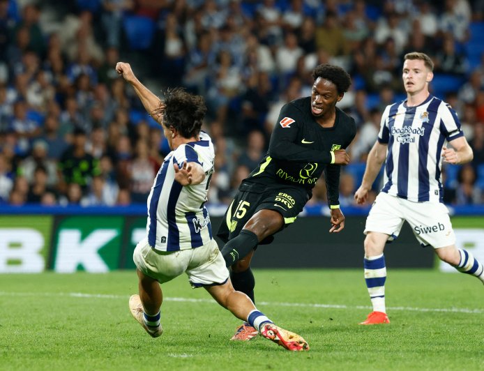 El Atlético vence pero no convence ante una sólida Real Sociedad