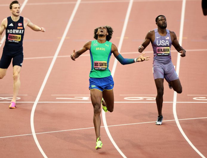 La espontaneidad mágica de Alison dos Santos tiñe de felicidad el final del Ultimate