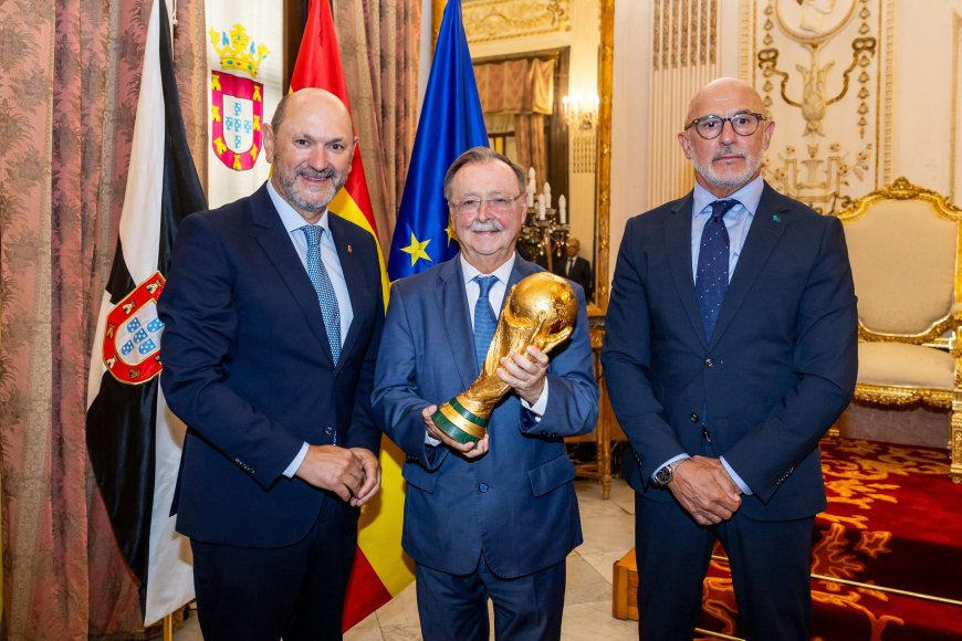 Luis de la Fuente muestra su apoyo a Ceuta: “Sois un ejemplo para el resto de España y no estáis solos”