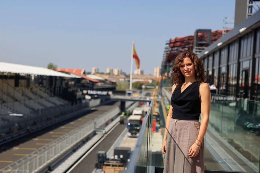 Una semana cuesta arriba para Ayuso por la crisis del ático a la espera de un golpe de mano