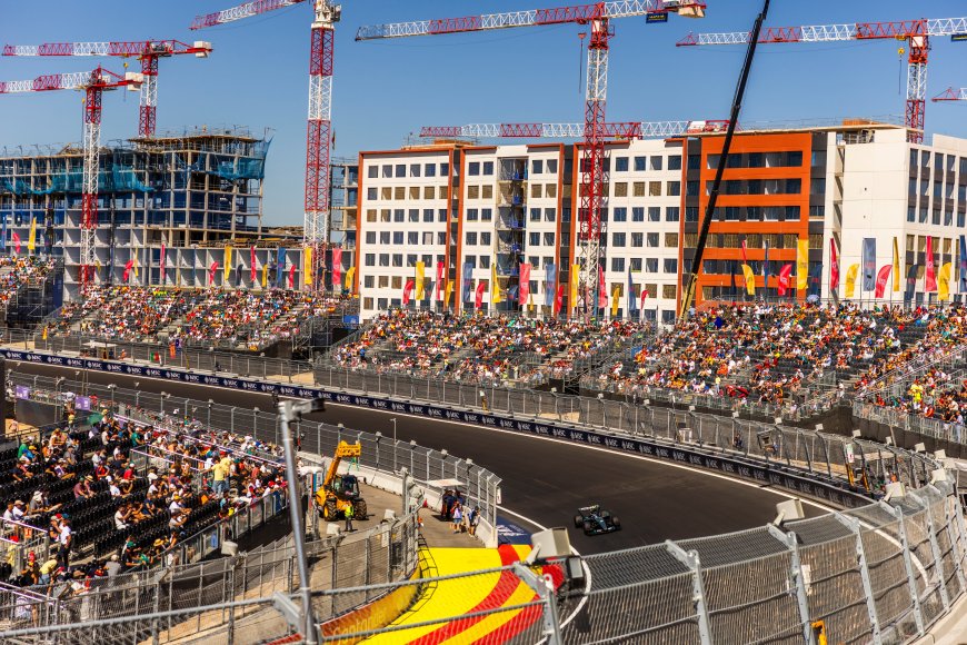 El Gran Circo de la Fórmula 1 ya llena las gradas de Madrid pese al calor y las decepciones de Sainz y Alonso