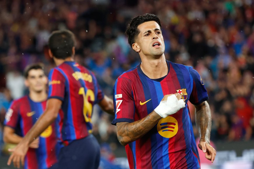 Barcelona - Racing de Santander en directo, el partido de la Liga en vivo | Raphinha dobla la ventaja para el Barça