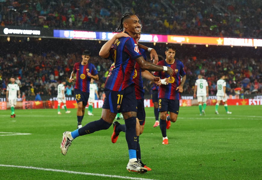 Barcelona - Racing de Santander en directo, el partido de la Liga en vivo | El Barça golea al Racing de Santander