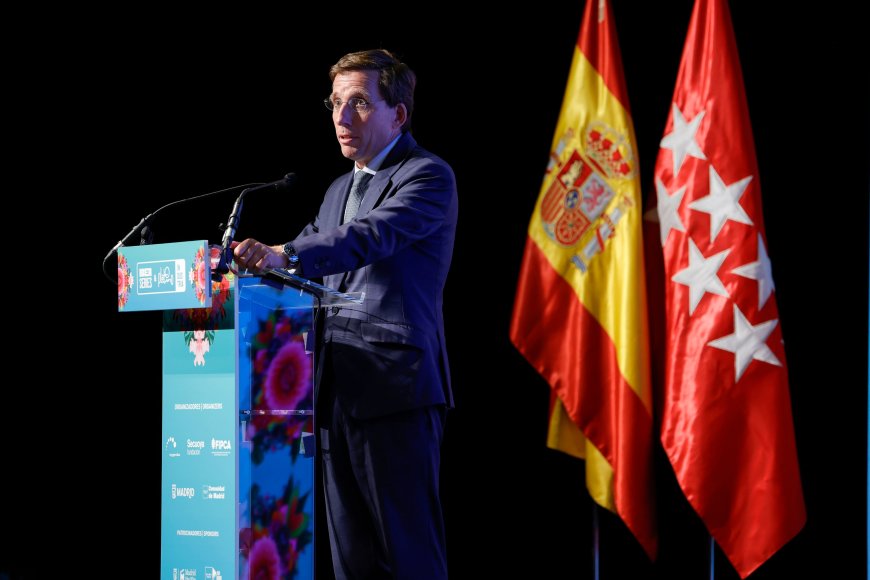 Almeida se apunta el tanto del acuerdo entre Urbagestión y los representantes de Maricarmen