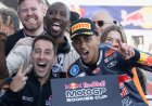 El joven piloto Kristian Daniel Jr. pierde a su padre en las inundaciones de Barcelona nada más cumplir uno de sus sueños en MotoGP