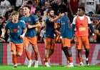 Javier Aguirre le pone un parche al Valencia