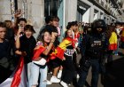 Ascienden a cinco los detenidos de grupos ultras tras la jornada más tensa en la acampada de la Puerta del Sol
