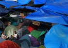 El Ayuntamiento planea pasar los gastos de limpieza y desperfectos a los acampados de Sol: “Que no cueste un euro a los madrileños”