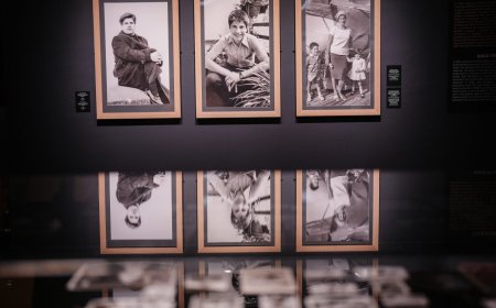 El arte de la locura, pioneras del feminismo, La Casera y mujeres tras el teatro: las exposiciones para abrir el otoño