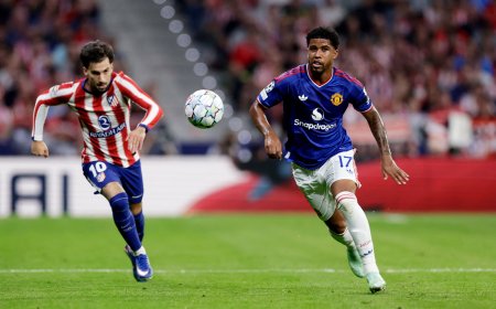 Atlético de Madrid - Manchester United, el partido de la Champions League en directo| El Atleti gana al medio tiempo gracias al gol tempranero de Barrios