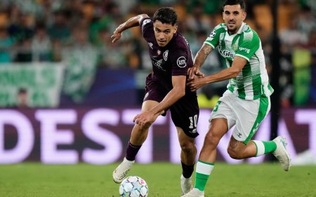 Real Betis - Porto, el partido de la Champions League en directo | Isco remonta para los locales