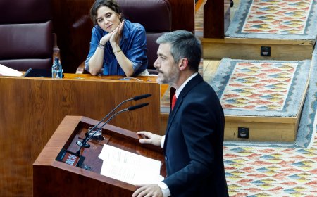 Las casi 100 preguntas sobre las incógnitas del ático reciben una respuesta similar del Ejecutivo de Ayuso: ya está todo contestado