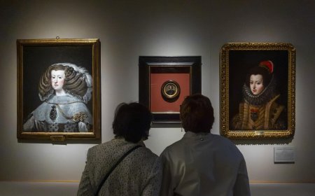 Cruz Novillo, Siglo de Oro, Planetario y más de 100 viñetas de humor antitabaco: las exposiciones para acabar octubre