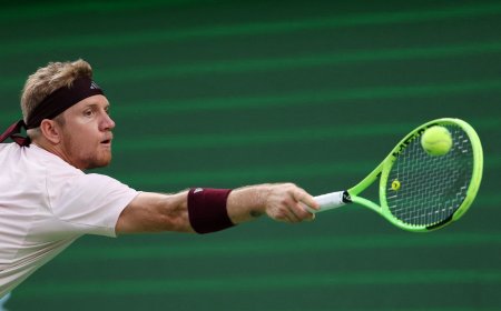 Davidovich vence a Zverev y accede a la final del Masters de Shanghái