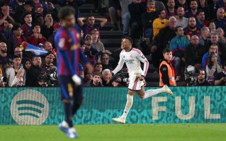 Barcelona - Real Madrid en directo | Mbappé adelanta al Madrid al borde del descanso