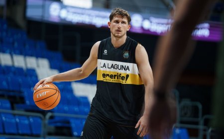 Héctor Alderete, un graduado en Derecho con tres cruzados rotos