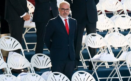 El delegado del Gobierno en Madrid dimite tras quedarse fuera de las listas del PSOE para el 29-N